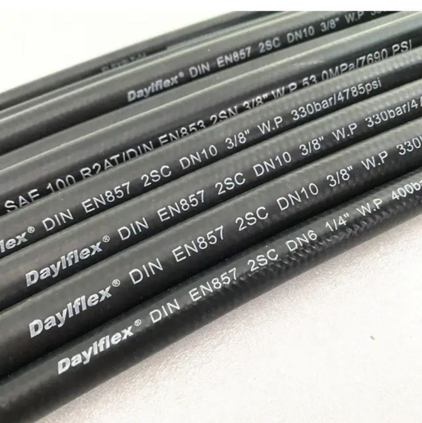 China Oil Suction and Discharge Rubber Hose for Efficient Fluid Transportation Solutions